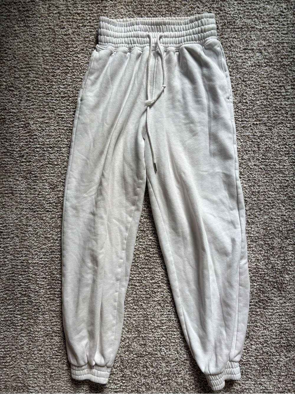Abercrombie Women’s White Fleece Jogger Sweatpants - Comfortable Everyday Fit